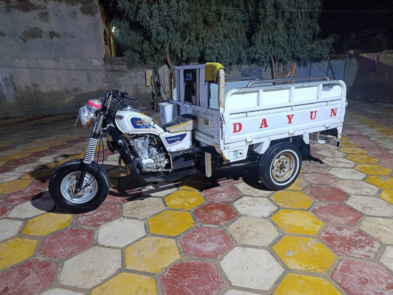 سلام عليكم
ستوته موديل 22
مكفوله مداور من مجمع الكرار
مكينه مكفوله 
سعر 2200 مليونين وميتين 
وبيه مجال مستعجل عل بيعته 
***********
***********
