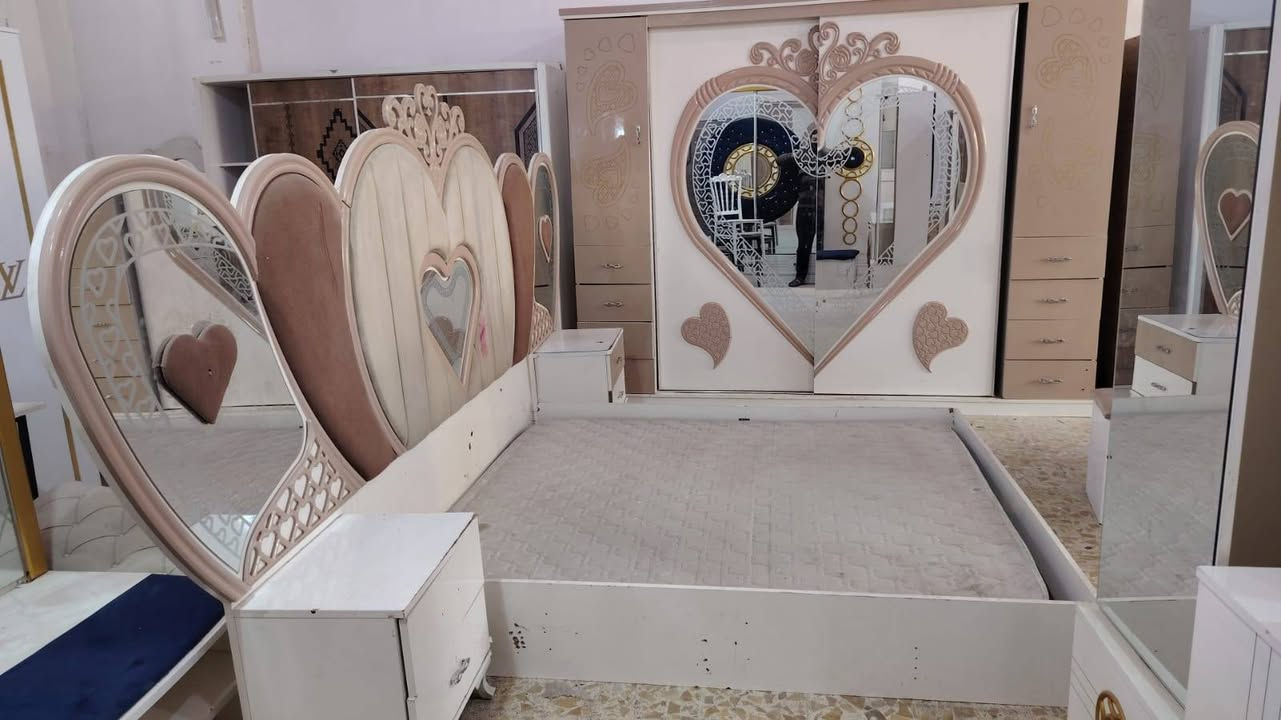 ٣٧٥ الف مع النقل والشد الطابق الأرضي داخل محافظة النجف الاشرف *********** ***********
