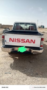 سياره نيسان فورويل 2013 07835746437 07802090408