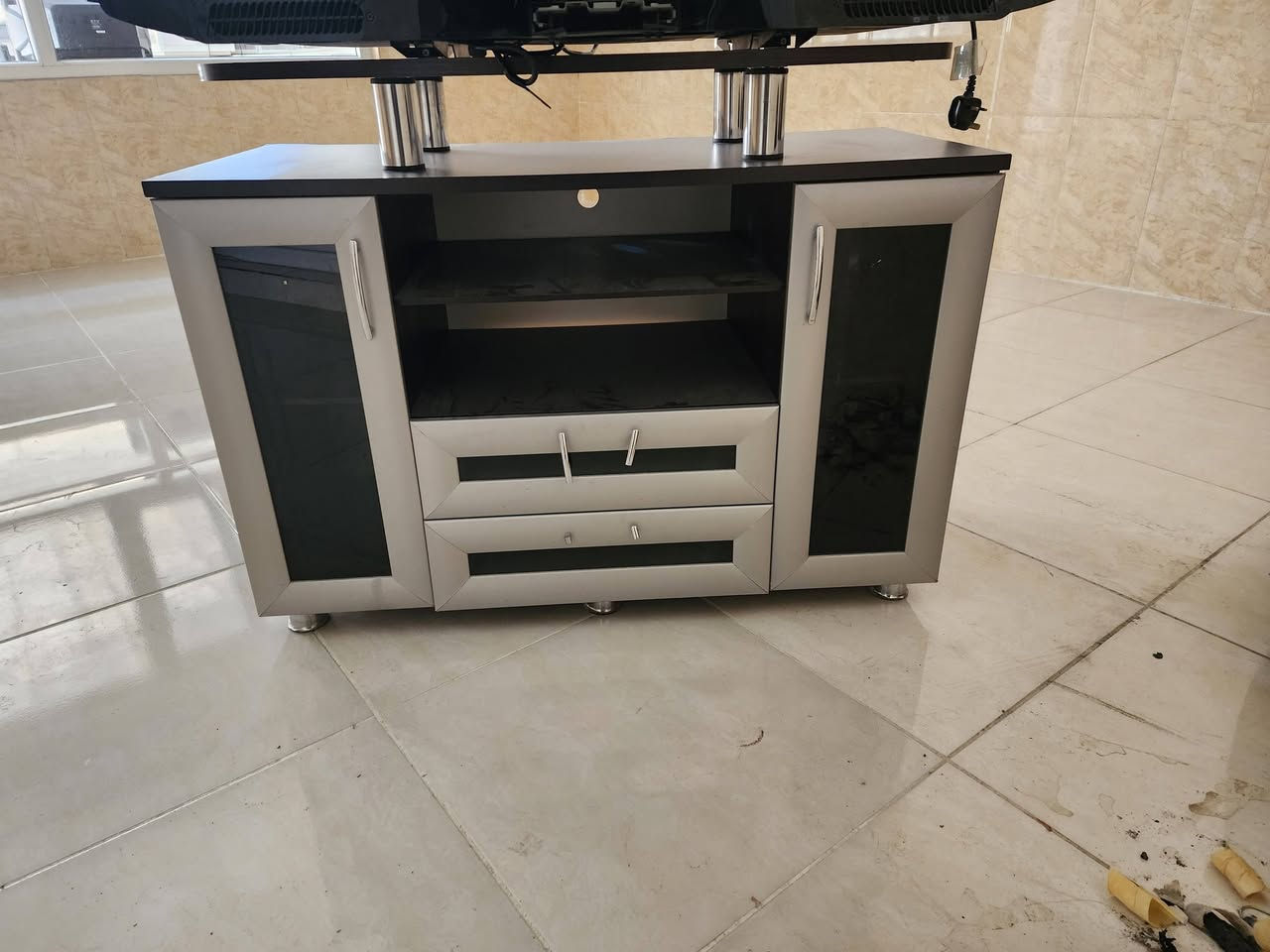 اشياء مستعمل للبيع *********** وتساب 
***********وتساب
