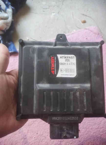 منظومة غاز نظافة 100%استعمال قليل جداً خزان 60كاملة كارت بيها ماناقصة اي شيء الي يحب يتصل ***********
