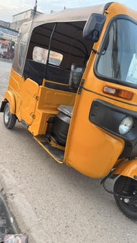 تكتك 22 شهر 10  رقم وسنويه مكان بغداد المعامل اللباويه  07709714952 ال...