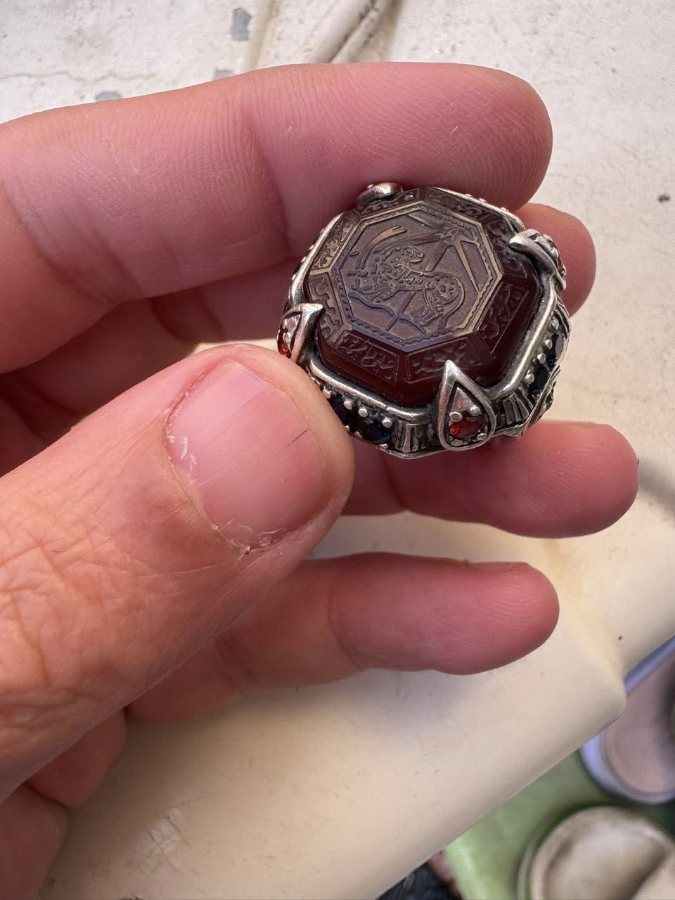 سلام عليكم عقيق يماني كبدي قديم خط الامه المعصومين عليهم السلام صياغه ثقيله للبيع السعر 250 الف مكاني بغداد


**إذا كنت صاحب هذا الإعلان وتريد حذفه لأي سبب، رجاءا أرسل رسالة إلى الدعم الفني**