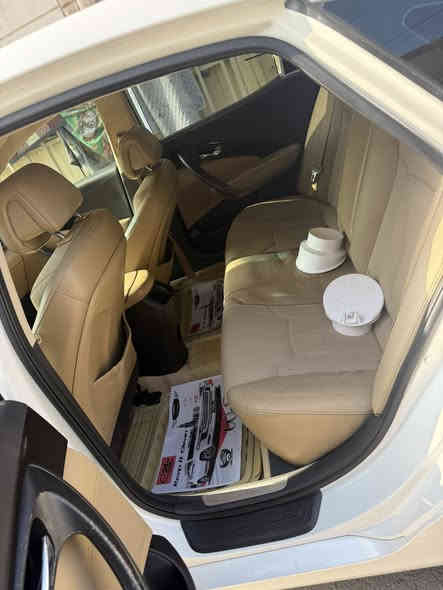 يالله سلام عليكم ازيره موديل ١٢خليجي مكفوله من الصبغ رقم اربيل سنويه بسمي ٦ سلندر ٣٠٠٠ السعر ١٢٨ ورقه بغداد القاهره ***********
