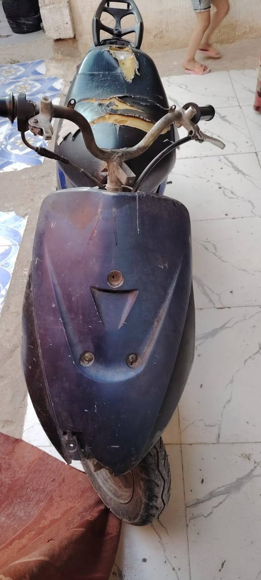 سلام عليكم دراجه نضيفه للبيع شغاله سازوكي جنطه سعر 100وبيه مجال اني مكلف بنشر هاذ رقم راعيه ميسان ***********
