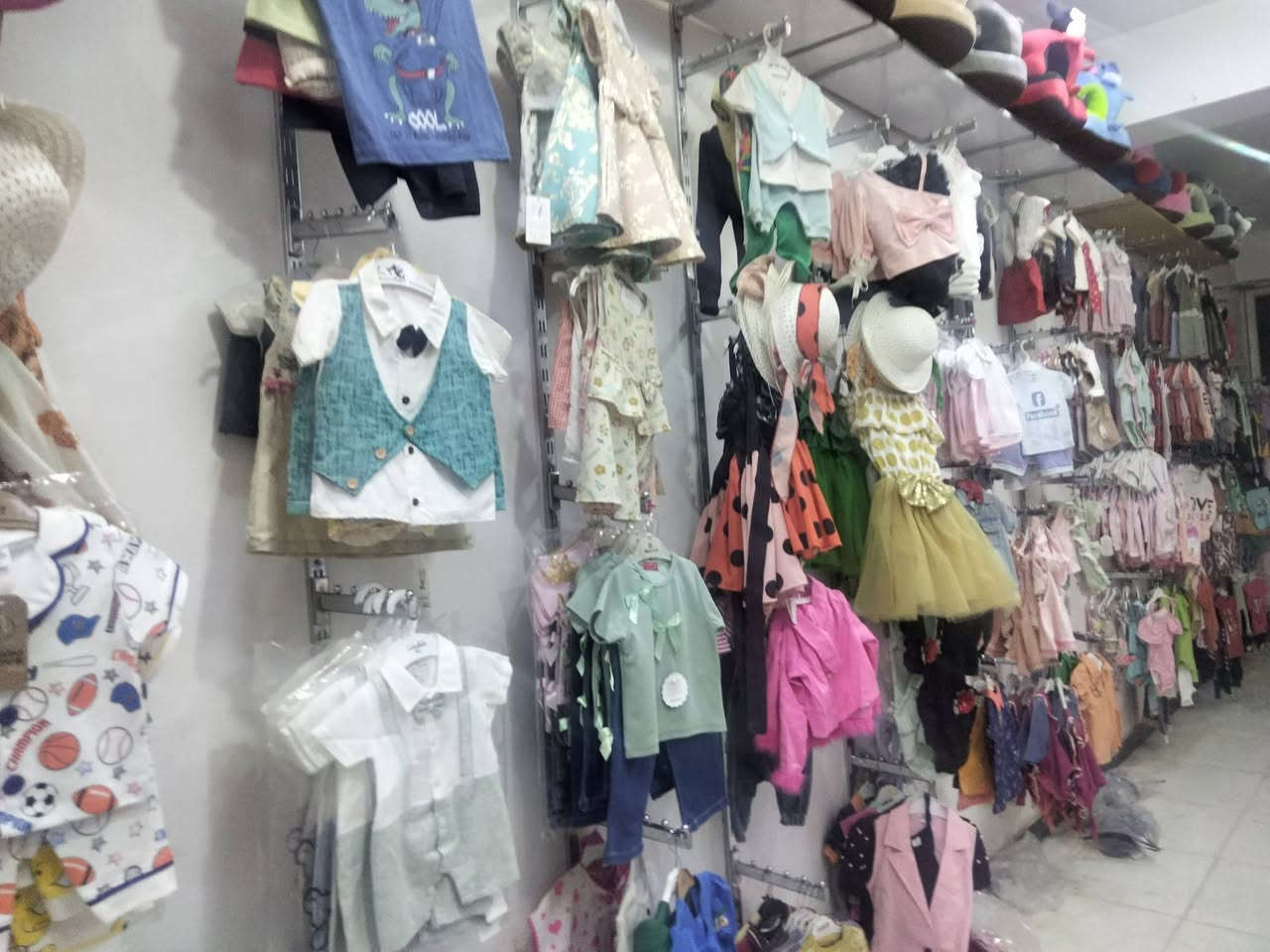 🌺بيبي الفهود🌺
المكان 👈 مجمع العراق الطبي 
👈 الطابق الثاني 👆
قرب عيادة دكتور علاء شاكر🩺
مجاور مجمع  الحاج هشام 
كل ما يخص الطفل متوفر لدينا ( اي شي تردونه للطفل متوفر  عدنا   )
خدمة توصيل متوفره 🛺
متواجدين في المجمع وقت الصبح والعصر وباليل
               🌷اهلا وسهلا بكم 🌷
ارقام واتساب واتصال للتواصل او المراسلة عل الصفحة 
‏‪‏‪0773 268 7025‬‏

***********
‏‪‏‪+964 782 797 4790‬‏‬‏
