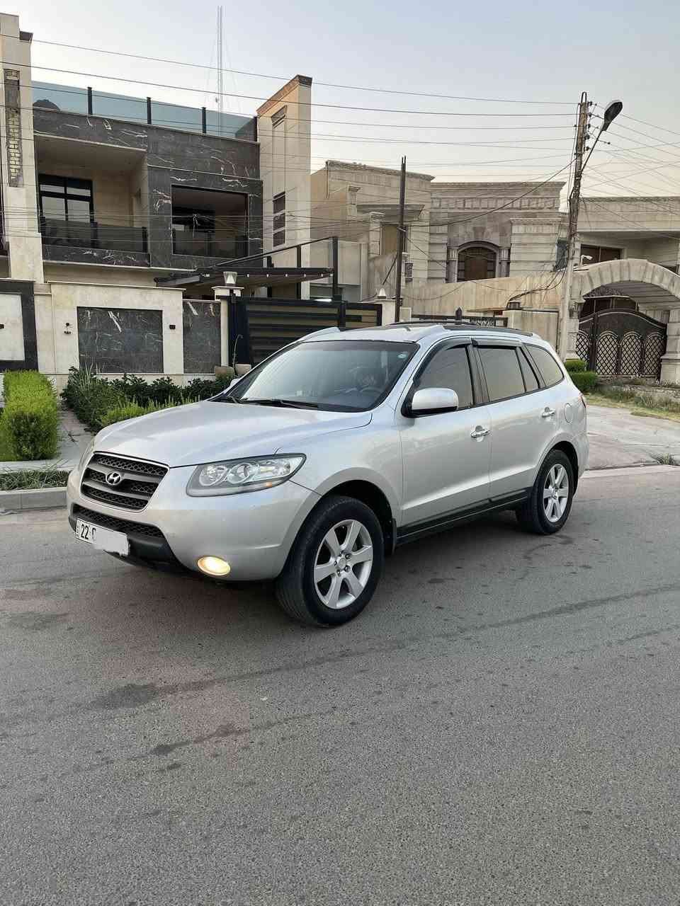 للبيع هونداي سنتافيا خليجيه شركه القاصد موديل 2008 محرك 6 سلندر 2700
مكفوله كفاله عامه من الضربه والصبغ والبارد حتى دعاميات مكفوله من صبغ 
السياره كلهه وضع شركه الغرفه زيرو 
7 راكب  3 قطع تبريد كشنات جلد وكهرباء
تحكمات ستيرن فتحه بالسقف
رقم اربيل سنويه بأسمي تريد وكاله تريد تحويل بيهه باج تضليل من مرور اربيل 
مكان سياره بغداد السيديه 
السعر 140 مجال بسيط 
***********

