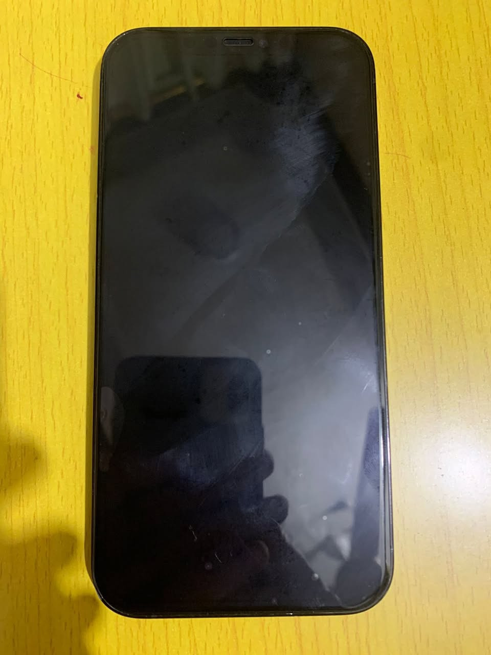 ايفون 12 برو ماكس مبدل شاشه اصليه شرط ومبدل بطاريه اصليه جهاز نضيف كلش العنوان نجف السعر 375 وبي مجال ***********
