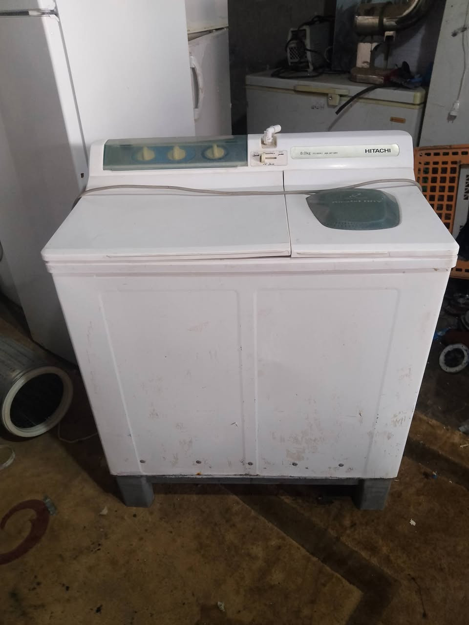 متاح غسالة هيتاشي وضع شركه نضافه فول السعر 100 وبيها مجال ***********
