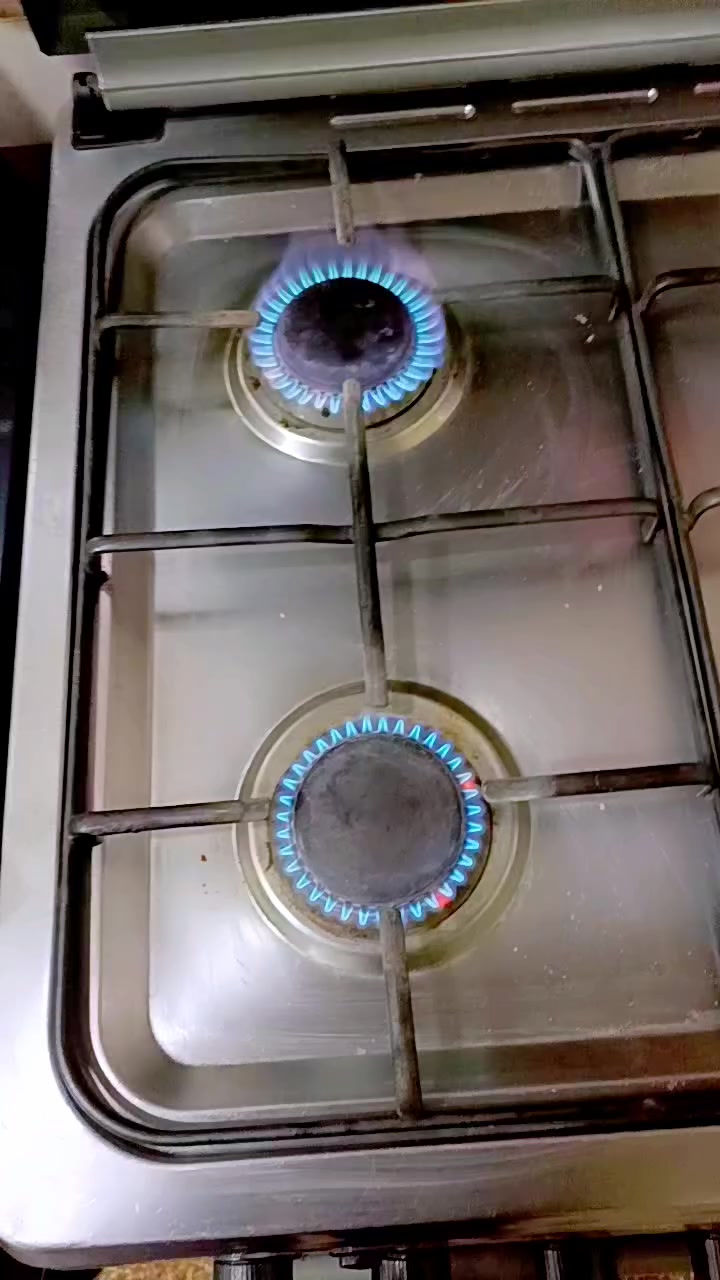 طباخ كوسونك اصلي كل عيب مابي 150 وبي مجال


**إذا كنت صاحب هذا الإعلان وتريد حذفه لأي سبب، رجاءا أرسل رسالة إلى الدعم الفني**