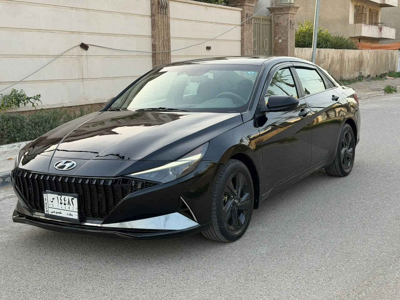 السلام عليكم النترا موديل 2022 معروضه 123 وبيه مجال بسيط جدا حق الجيه رقم بغداد تحويل مباشر مكينه 2000 دوش غير مفتوحه ((( سياره بانزين )))  سياره ماشيه 32 حقيقي  تبريد ثلج صدر امامي خلفي جديد تخم تاير جديد سياره جاهزه كل نقص مابيه مواصفات سياره بصمة تشغيل + تشغيل عن بعد بصمة ابواب شاشه دجتل نظام قياده ذاتي حساسات اماميه خلفيه سايد بريك دكمه رادارات جانيه + رادار امامي شحن واير لاسلكي تدفى تبريد بلكشنات وبعد بيه هواي مواصفات ((((( حادث سياره بسيط جاملغ امامي جهة سايق + بنيد صبغ وجاملغ جهة الصدر مرشوش كلير توحيد لون بدون دواخل صور حادث مرفوقه ويه المنشور   ))))) مكان سياره بغداد الاستفسار *********** خاص مغلق
