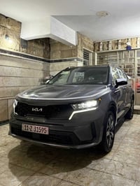 للبيع كيا سورنتو 2023 فئه S وارد امريكي حادثهه كلش بسيط طخه بخشم الجام...