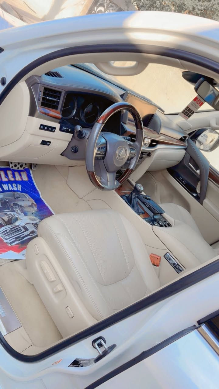 لكزز ٢٠١٩ بريميه كفاله عامه من كلشي ماشيه ٧٢ الف حقيقي مغلفه نانو بلكامل تحويل او وكاله حاضر سعر نهائي كلش ٧١٠ للستفسار***********
