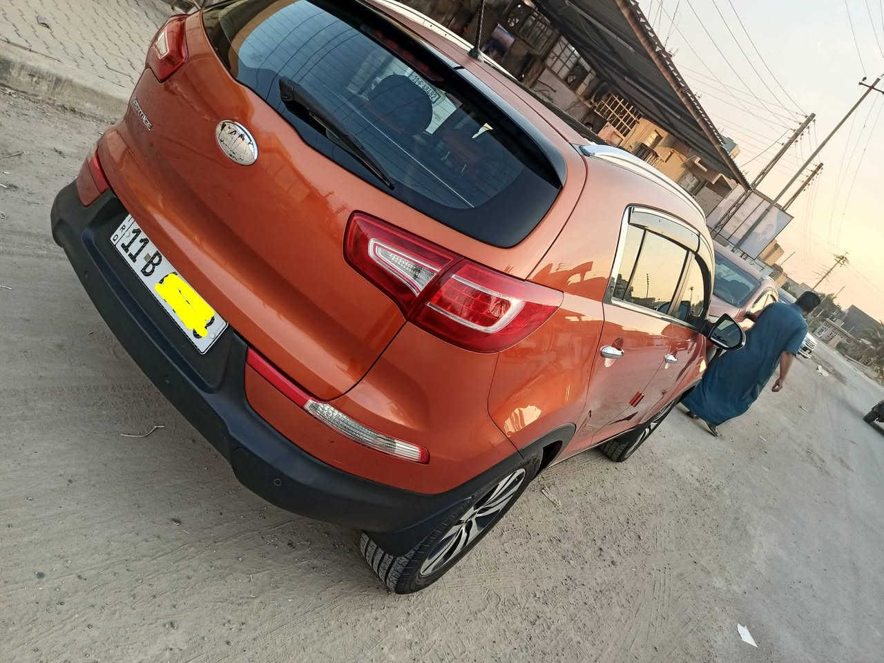 السلام عليكم سبورتج ٢٠١٤ رقم بغداد الانكليزي خليجيه محرك ٢٠٠٠ بنوراما مري شفط حساس خلفي شاشه كبيره تحكمات السيارة مدوشمه جلد الكشنات والارضيه ماشيه ١٨٢ محرك مامفتوح منظومه تبريد جديده بيه تبديل بنيد نفس اللون بدون صبغ واكو صبغ مأشر بالصوره  وبيه جراد قليل بالتكم السعر ١٤٠ وبيه مجال العنوان بغداد ☎️***********
