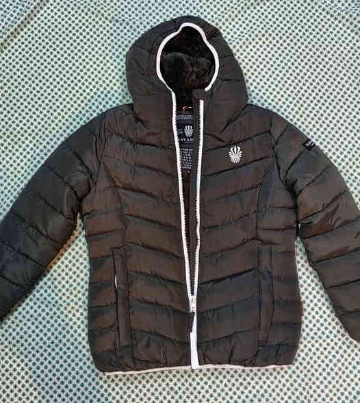 السلام عليكم 
قطع باله  اوربي نضافه 💯 
توصيل موجود لجميع المحافظات 

كل قطعه وسعرها لتواصل والحجز. خاص او واتساب. 

 ***********
