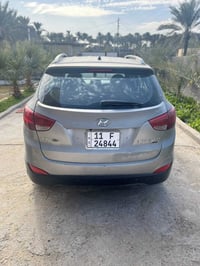 توسان • ٢٠١٠ • ٢٤٠٠