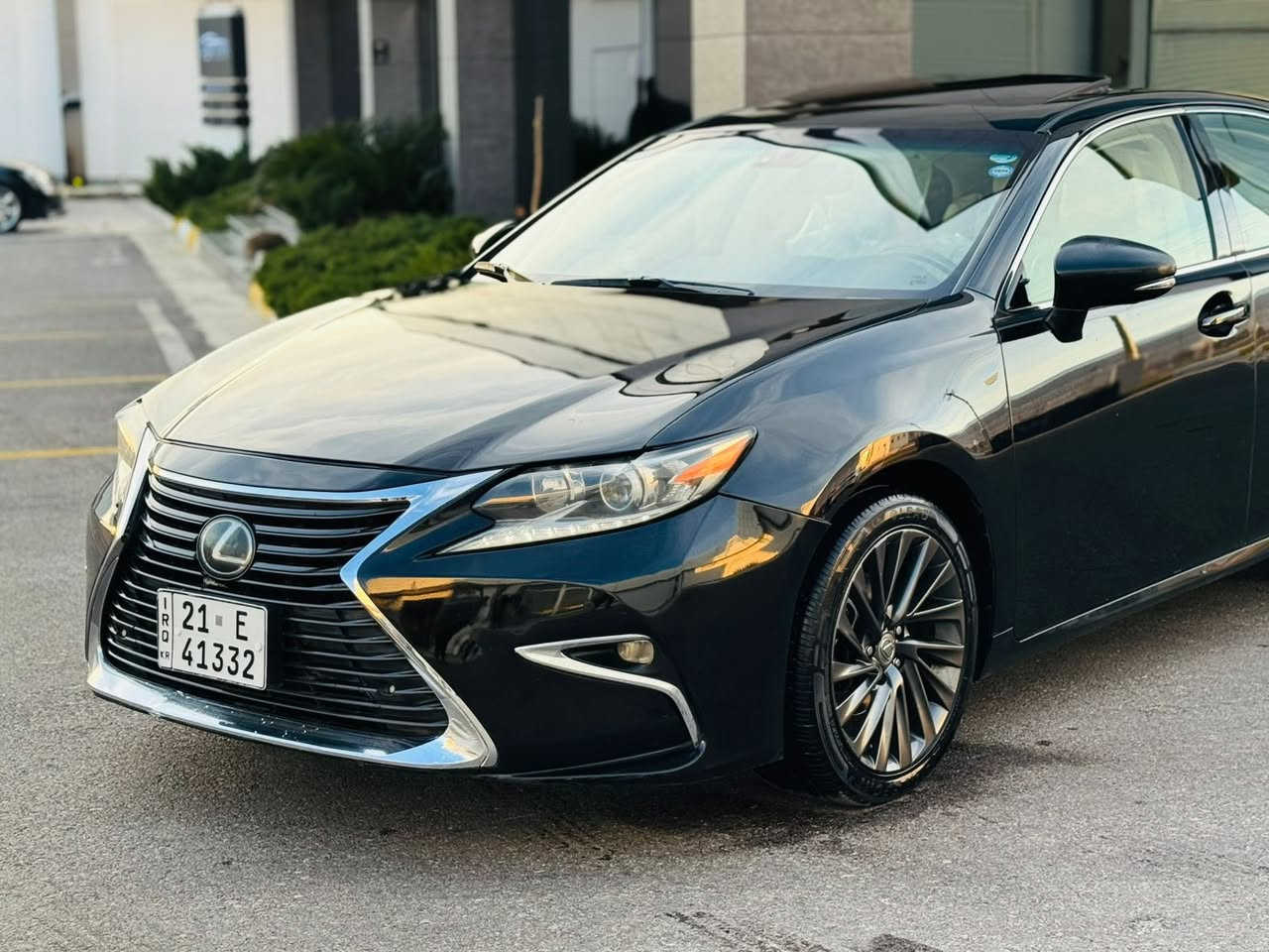 ﷽
LEXUS ES 350 2015
◽️ليگزز ES 350 موديل 2015 فول مواصفات
لون اسود

◽️محرك V6 3.5L سته سلندر
🔹گير و محرك بشرط مامفتوح
بدون صوت بدون صرف و خلل بشرط فحص

◽️سيارة حيلوة جديد
بيها {{ قطع و نص صبوغ }} بدون أيرباگ
سيارة جديد حيل حيلوة نضيفة

◽️مواصفات
{{ بصمة - فتحة - رادار - داخل بيجي - كشنات جلد - كشن تتفيىة و تبريد - كشن و ستيرن كهربا - كشن خزن - شاشة - ماوص - تبريد مركزي - نيزامي أيكو - نيزامي سبورت - لايت ليدو زينون - مراي شفت - ڤوليوم - بلاجكتور - بعد هواي مواصفات }}

◽️اربع تاير و ويل جديد بدون مصروف
🔹نظافه ١٠٠٪؜ كامل سيرفس بدون نقص و بدون مصرف
🔹بسميً السنويه بشرط تحويل و خرامه
🔹سنوي و رقم و هزة كلها جديد
سياره مابيها دينار مصرف كامل من كل نواحي

نفسي يوم /تحويل و كاله حاظر
مكان / داخل سليمانيه🌆 
◽️موبايل***********📲
***********
~~~~~~~~~~~~~~~~~~~~~~~~~~~~~~~~
﷽
                                             ◽️LEXUS ES 350 2015
ليگزز ES350 موديل 2015
ره نگى ره شى قه تران

◽️مه كينه V6 3.5L شه ش بستؤن
🔹گير و مه كينه ى به شه رت نه كراوه ته وه
سه وت و سه رف و خه له لى نييه به شه رت

◽️بؤياغ (( بؤنيت و نيو سندوق  بوياغه))
زؤر جوان ماوه ته وه و نمونه يه له جوانيدا

◽️مواسفات
(( به سمه - سلايت - ناو زه رد - رادار - كوشن جلد - كوشن سارد و گه رم - كوشن و سوكان كاره باى و خزن - ئاوينه شه فت - شاشه - ماوس - ته بريد مه ركه زى - نيزامى ئيكو و سپورت - لايت ليدو عه ده سه - زينؤن - ڤوليوم - بلاجكتور - فؤرميكا - زور مواسفاتى تر )

◽️چوار تايه و ويلى لؤكى بيلادى يه ك دينار مه سروفى نيه
🔹كامل سيرڤزى بؤ كراوه و يه ك دينار مه سروفى نييه
🔹سه نه وى و ره قه م و هه زه ى تازه يه
🔹به ناوى خومه وه يه ته حويل و غه رامه به شه رت

شوين🌆_ سليمانى

موبايل☎️: ***********
***********
