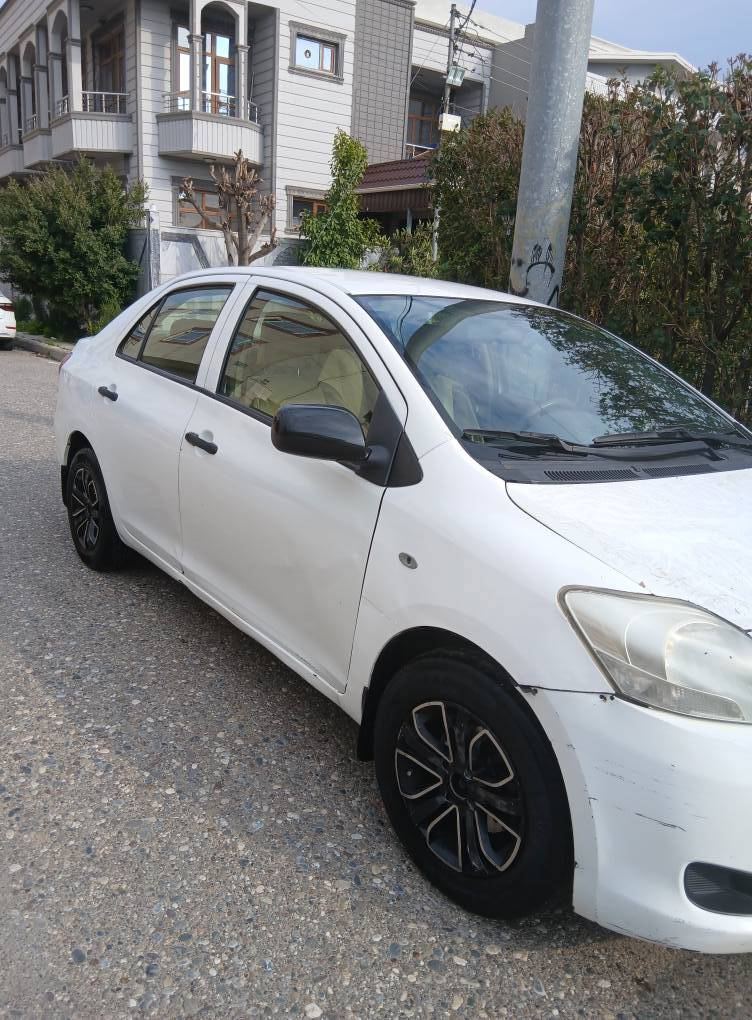 يارس ٢٠٠٩
٤ قطعه صبغ بئ داخلى
گئر مه كينه پاقژ
سعر ٧٦ مجالك كيم
٤ ورقه غرامه سه ر سعرئ هين خار
*********** دهوك, العراق
