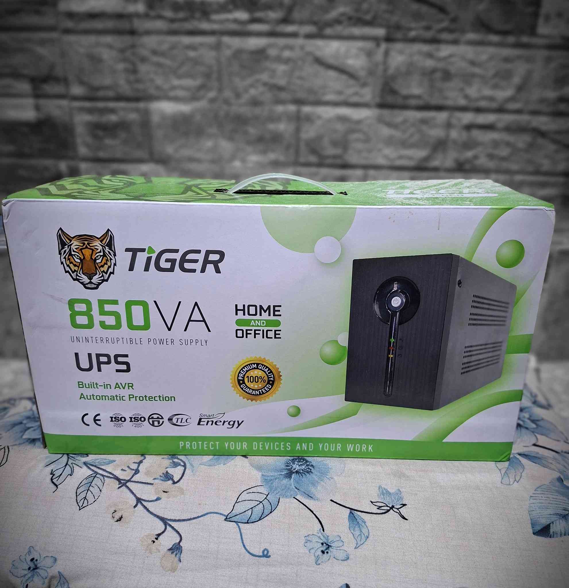 مجموعة راوترات للبيع
1 - ديكو ax55 قطعة واحدة 
جديد غير مستخدم 
السعر 75 الف

2 - تي بي لنك ارشر ax55
مستخدم يوم واحد يعني جديد
السعر 65 الف

3 - تي بي لنك ارشر c80 مستخدم 
السعر 25 الف

4 - يو بي اس 850w
ماركة تايكر جديد غير مستخدم
السعر 30 الف

مكاني بغداد / الحرية / ***********
