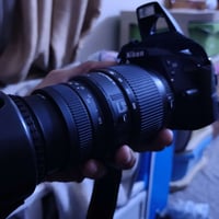 عندي كامره مااعرف بيه اريده ب350بيه مجال الشراي يتصل او يجي خاص 078654...