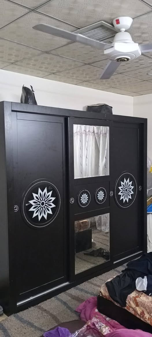 غرفة نوم تركي للبيع
٦ قطع ، تظيفة بدون ضرر
بسعر كلش مناسب
للاستفسار يرجى الاتصال ***********
مكان اربيل عينكاوة
