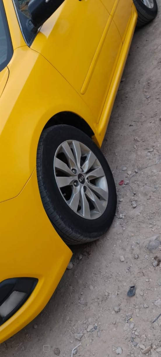 السلام عليكم ويال كب  وتواير نضيفات اخو الجديد حجم 16 للبيع اليفيدنه يتصل عليه وبلخدمه  ***********
