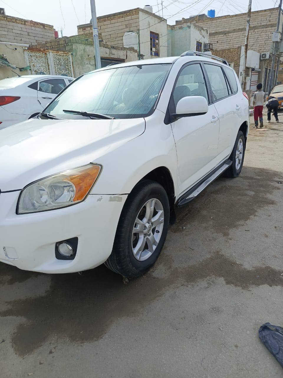 تيوتا راف فور 2009 سياره بأسمي رقم دولي مكينه وگير وحداديه تايرات باتري گله جديد مكينه (6) حساس بل تايرات تحكم مرايات تدفئه وتبريد بگلايت لد سياره وارد امريڪي تلث قطع صبغ 
. 
رقم بغداد 
رقم الهاتف:  ***********
خاص ما متواجد أتصال فقط عل رقم
