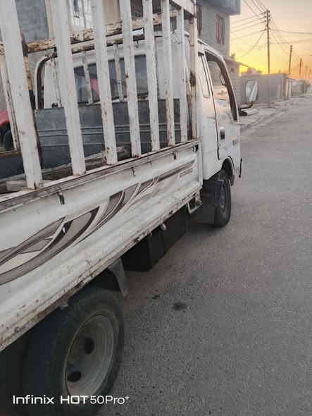 سلام عليكم
للبيع كيا حمل فونتيرا 
موديل 1999 
محرك 2700 
گير ومحرك جدد
رقم بغداد 
حائز طرف ثالث اواجهك وي الحائز الثاني
يراد لها ترتيب السياره
السعر 37$ 
📞 ***********
