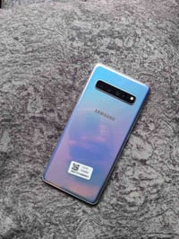 Galaxy S10 5Gذاكره 512 نظيف جدأ مكاني بغداد الشعب سعره 350 وبي مجال بس...
