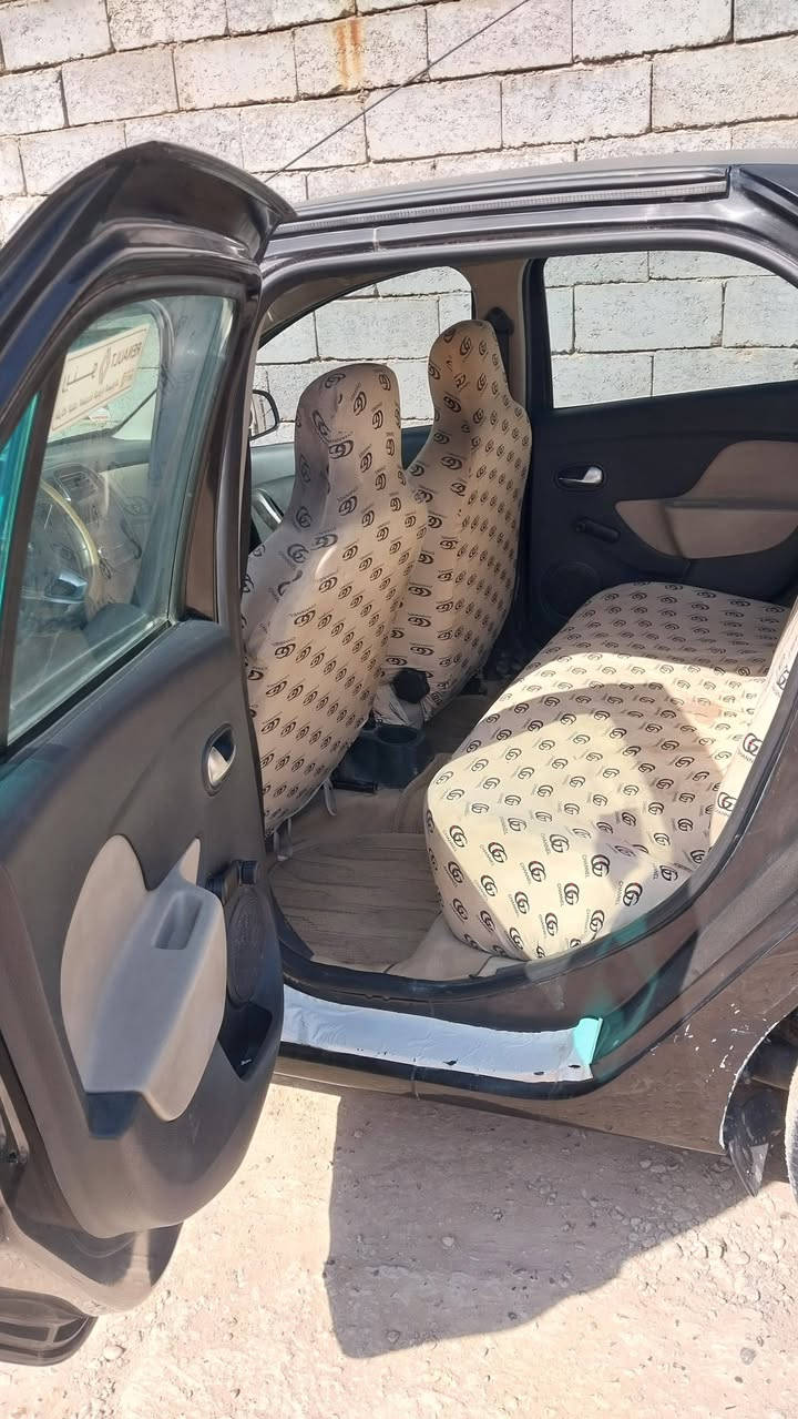 السلام عليكم رينو سمبل لبيع الموديل 2020 السعر ٨٠ بيهة مجال بسيط الاستفسار الاتصال الرقم  *********** بي واتساب المكان النجف
