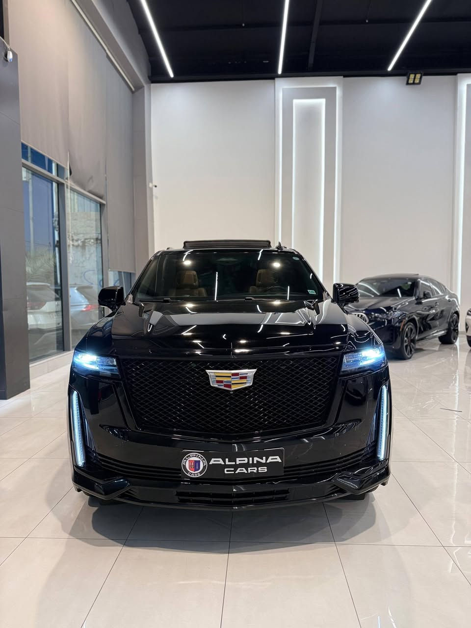 للبيع فقط كاديلاك  2022Escalade 600 Sport السعر66الف ونص وماكو هيج سعر
‏‎لاون اسود ملكي  فول فول مواصفات 
‏‎ماشييه 98 الف ميل 
‏‎سياره امريكي كلين تايتل 
‏‎مكفولة كفالة عامة فقط 
بيها بارد شوي بلباب الخلفي 
الباقي مكفول  حت الدعاميات 
‏‎رقم دهوك  تحويل ثاني يوم 
‏المواصفات السياره
تشغيل عن بعد  
‏‎36 سماعة  
‏‎‏‎5 كاميرات
‏‎‏‎5 بصمات
‏‎فور ويل
‏‎كشن رجاج 
‏‎دوسات كهرباء 
‏‎داتا شو 
‏‎بانوراما 
‏‎داخل اسود مات 
‏‎لايت زنون عالي ناصي ٥ عدسات
‏‎‏‎4 شاشات بالدشبول والسقف والكشنات
‏‎تحكم بريك 
تحكم ستيران ذاتي
ثلاجه شحن الاسنكي
جكات هودرليك
‏‎جنطه ذكيه جلاق
‏‎رادار تحديد مسار
‏‎رادار خلفي
‏‎رادار امامي 
‏‎رادار جانبي 
داخل عسلي مع اسود 
‏‎كشن تدفئة وتبريد سايق وراكب
‏‎كشنات امامية تدليك
‏‎كشنات خلفية تدفئة
‏‎مري شفط 
‏‎اشارة بداخل المراية
‏‎كشنات جلد سبع مقعد
‏‎كشنات خلفية منفصل VIP
‏‎علامة كاديلاك ضوئية بالدعامية الخلفية
‏‎الكشنات كهرباء 
‏‎ذاكرة ميموري ستيرن وكشن
‏‎قاصه 
‏‎ويل ٢٢ بلادي 
‏‎بااختصار السيارة فول للاخير وجاهزه من كلشي بوليش نانو سيراميك جديد سياره بعدها بريحة الوكاله
كتاب تضليل وياه السياره السعر 665ورقه وبيها
مجال بسيط الشراي مكان اربيل 
رقم صاحب السيارة 
***********
