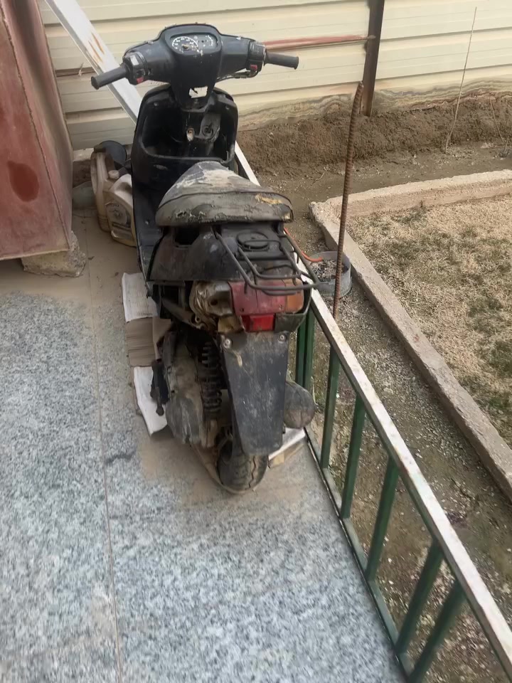 للبيع عوزها كابريتر شاصي مكفول
***********
