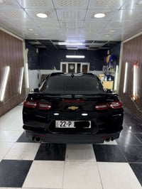 كامارو ٢٠٢٤ V6كلين بدون سبغ بس بیها ۲ مكان بارد ضغير قطره سبغ مابيها  ...
