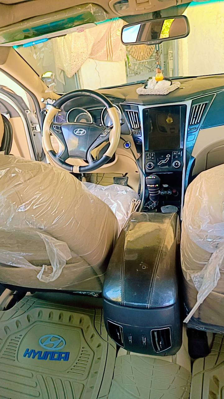 سلام عليكم للبيع هونداي سوناتا
موديل 2011خليجي رقم بغداد بسمي

سياره فول مواصفات لمتدد vib خنك بنورامه

بصمه ابواب اشاير مري مري شفط 

تبريد قطعتين كشن كهربائي دفئه كشن نظام ايكو تقيلل صرف الوقود 

كشنات جلد خمسه قطع الكشن الخلفي ثلاث تجاوي كشنات خزن ميموري

يدات كروم استيل ابلاد 

جام أوتو لد خلفي LD  مكينه 2400

تبريد بيانو  حساسات شاشه تسلا كامره ويل  سجين 17 خمسه ويل كب 

سياره جاهز من كير من مكينه من 

تخم تاير   تبريد من تدفئ من كهربائي كله شغال

للتصال *********** مكان بابل السعر 140 وبيه مجال قليل حك الجيه
