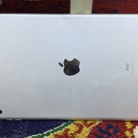 ايباد 9 • ٢٥٦ • البصمة شغالة