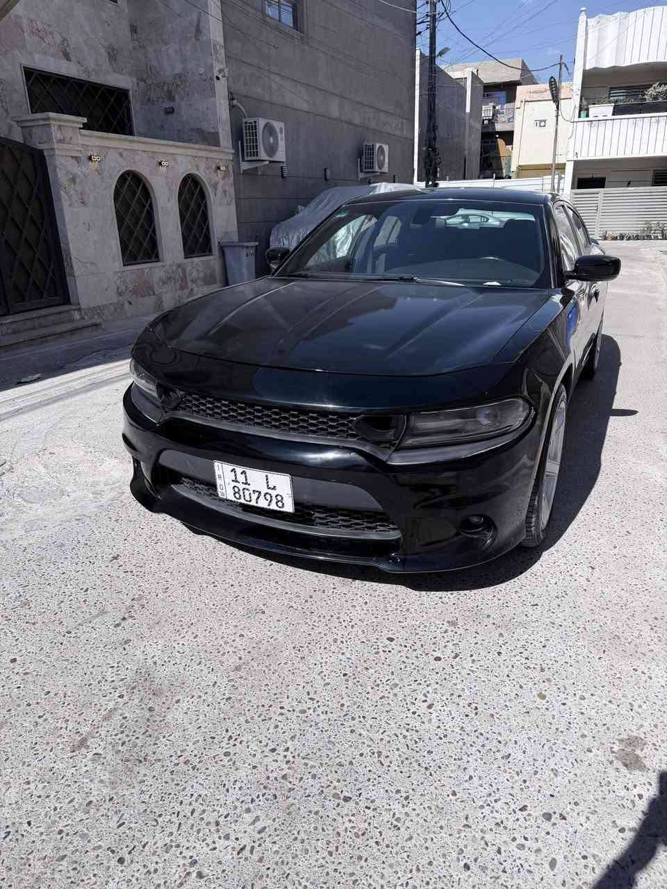 جارجر 2019 Sxtوارد امريكي حادثه جاملغ وبنيد بنيد بلادي ماشيه 70 حقيقي السياره جاهزه من كلشي وباسمي العنوان بغداد الكريعات :السعر 195 وبيه مجال 
للاستفسار : ***********
