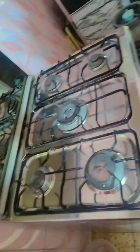 لبسع طباخ نظيف كلش مكاني بغداد الغزالية ***********
