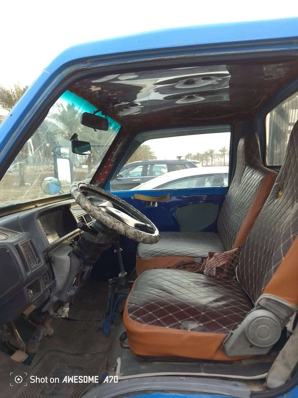 كيا حمل موديل 94 رقم دولي بسمي سعرها 45 رقم *********** مكانها بعقوبة
