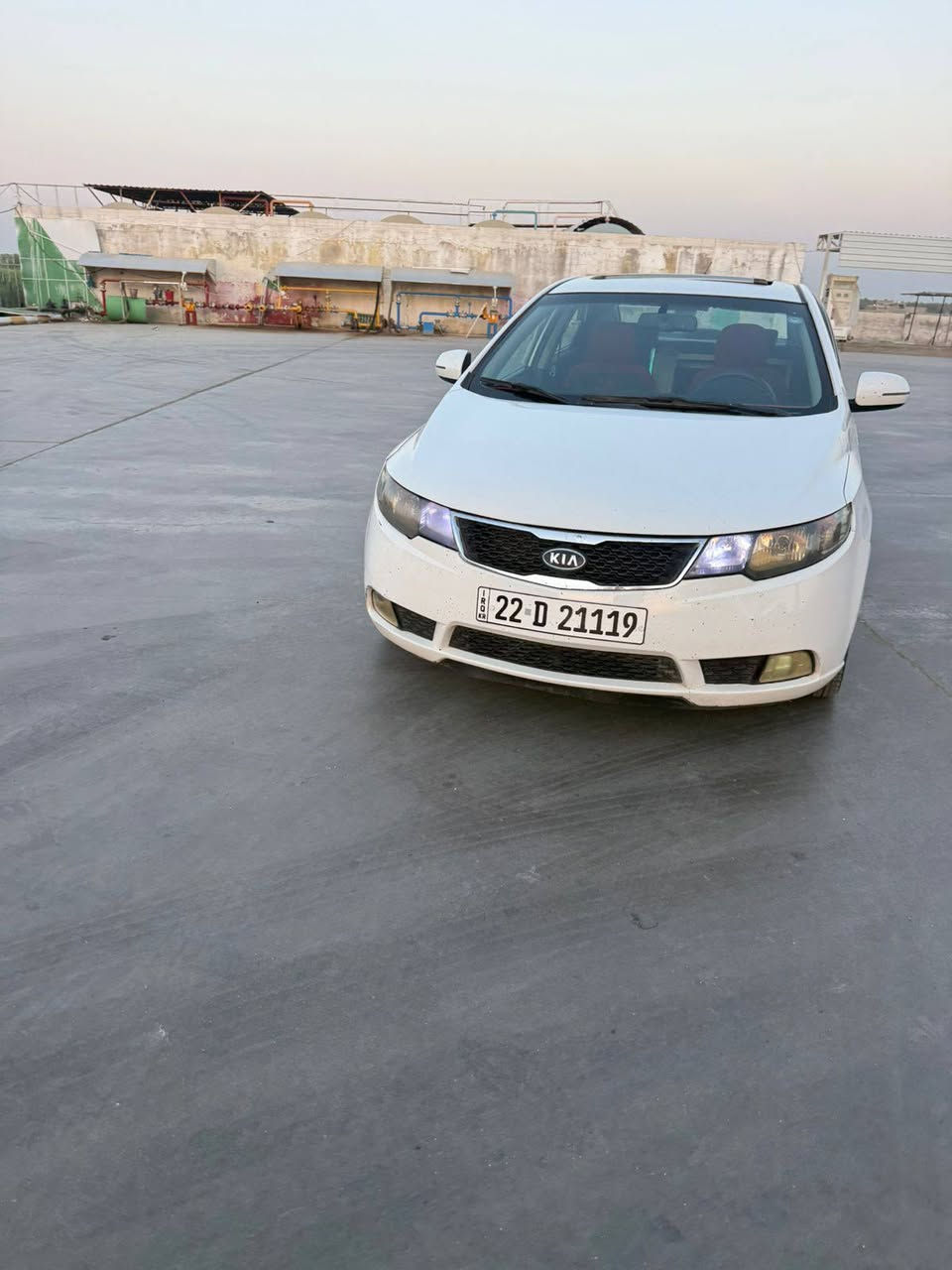 السلام عليكم
سيراتو خليجيه للبيع 

سياره فول مواصفات 

مكينه گير حاويه جدد 

تبريد صدر حداديه جديد 

غرفه شغل جديد دوشمه مممتازه 

السونار مرفق بالمنشور 

رقم اربيل انكليزي جديد سنويه لل31

تحويل وكاله 

السعر84$ 

***********
