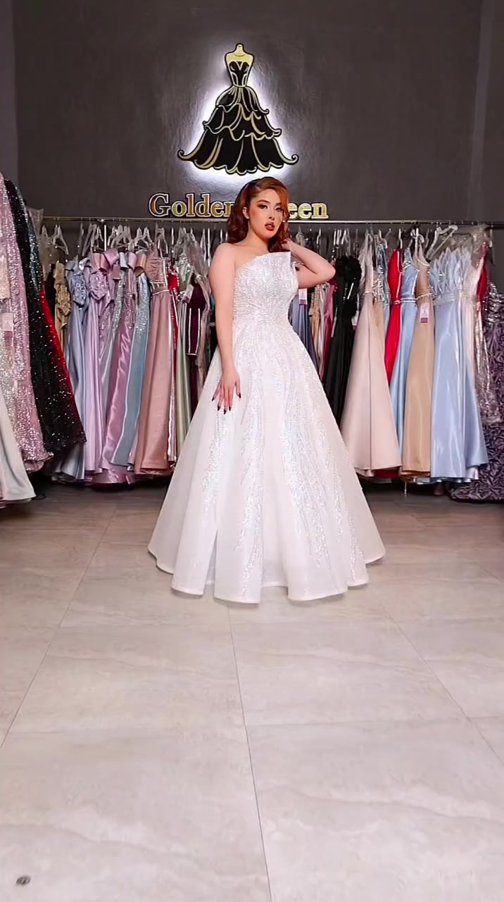 #أزياء Golden Queen ترحب بكم 👑

#بيع #أجار _ #جملة #مفرد _ #جاهز #وتفصيل 

#دمشق.. الحريقة 
مندخل ببداية سوق #الحميدية منمشي 15 متر بيجينا  اول مفرق عاليمين بياخدك #عالحريقة 
مندخل فيه 10 متار مقابل معاطف الرياض 
بناء شحن العطاء. الطابق الأول 
واتساب / اتصال
0940693033
______________
#حماه.. شارع ابن الرشد
فوق محلات ليش لا
0956696461📞
______________
#للجملة:معمل جولدن كوين دمشق #الحريقة 
0932309759
_____________
#فساتين #زفاف #دمشق  #سوريا #جملة 
#فساتين #سهرة #دمشق #سوريا #جملة 

#توصيل مأجور اي فستان ضمن #دمشق 

#شحن وتوزيع #جملة #ومفرد مؤمن لجميع  المحافظات السورية  والدول 
...........


**إذا كنت صاحب هذا الإعلان وتريد حذفه لأي سبب، رجاءا أرسل رسالة إلى الدعم الفني**