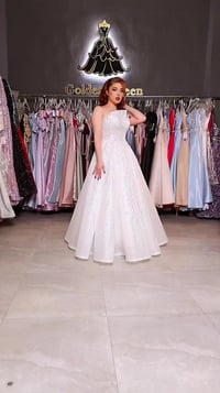 جولدن كوين • دمشق الحريقة • فساتين زفاف