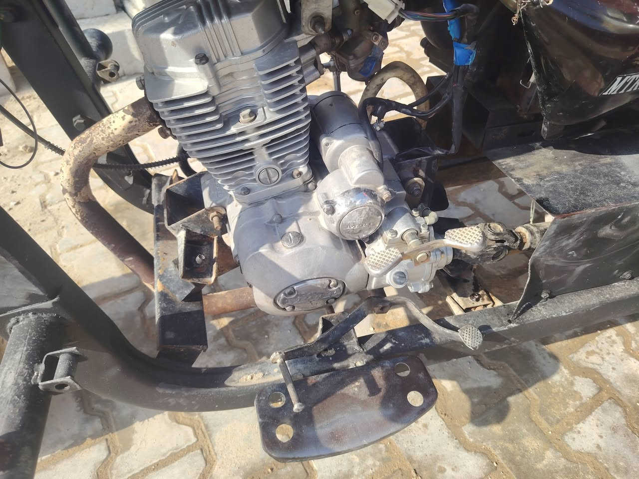 يالله سلام عليكم ستوته امتي ار مديل 14رقم نجف مكينه تجفيت جديد وما عايزه شي ستوته حلوه سعر مليون و600
رقم تليفون ***********
