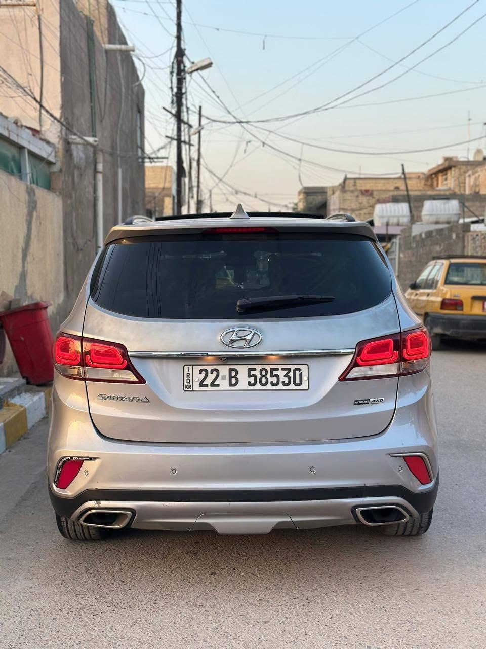 #بيع #مستعجل سنتافي كراند موديل 2017 وأرد أمريكي حادثهه جاملغ وبنيد بدون دواخل سونر مرفوق  فول مواصفات 1/1مكينة 6 سلندر   مكينه وكير برغي ممفتوح بيهن 
7 راكب 3 قطع تبريد تحكمات جيهتين بنوراما حاكية حساس خلفي وحساس امامي شاشة كامرة دوارة كشنات جلد وكهرباء وهيترات وتبريد بل كشنات بصمة تشغيل وبصمت ابواب تشغيل عن بعد  يدات نيكل اشاير بلمري بردات ابواب خلفية داخل بيجي وصاج جنطة كهرباء ليت زنون بكلايت لد  لد نهاري ويل كب كروم نضام يكو قتصاد بانزين مانع تزحلق نضام سبورت رادارات جانبية شاشة تعرض كار بلي  وبيهة مواصفات اكثر صدر امامي وخلفي جدد تبريد ثلج تخم تايرات جدد كهربائيات كلهة شغالة سياره جاهزه من كل شي اي نقص مابيهة سيارة مال بيت سعر ١٦٤ وبيهة مجال للشراي  للستفسار ***********  البلديات رقم اربيل الجديد بسمي تحويل وكاله حاضر
