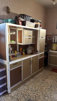 كاونتر • المنيوم • نضيف