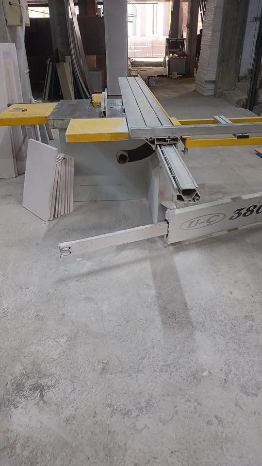 كتر تركي 380 للبيع
السعر 16 ورقة 
العنوان محافظة الديوانية 
***********
