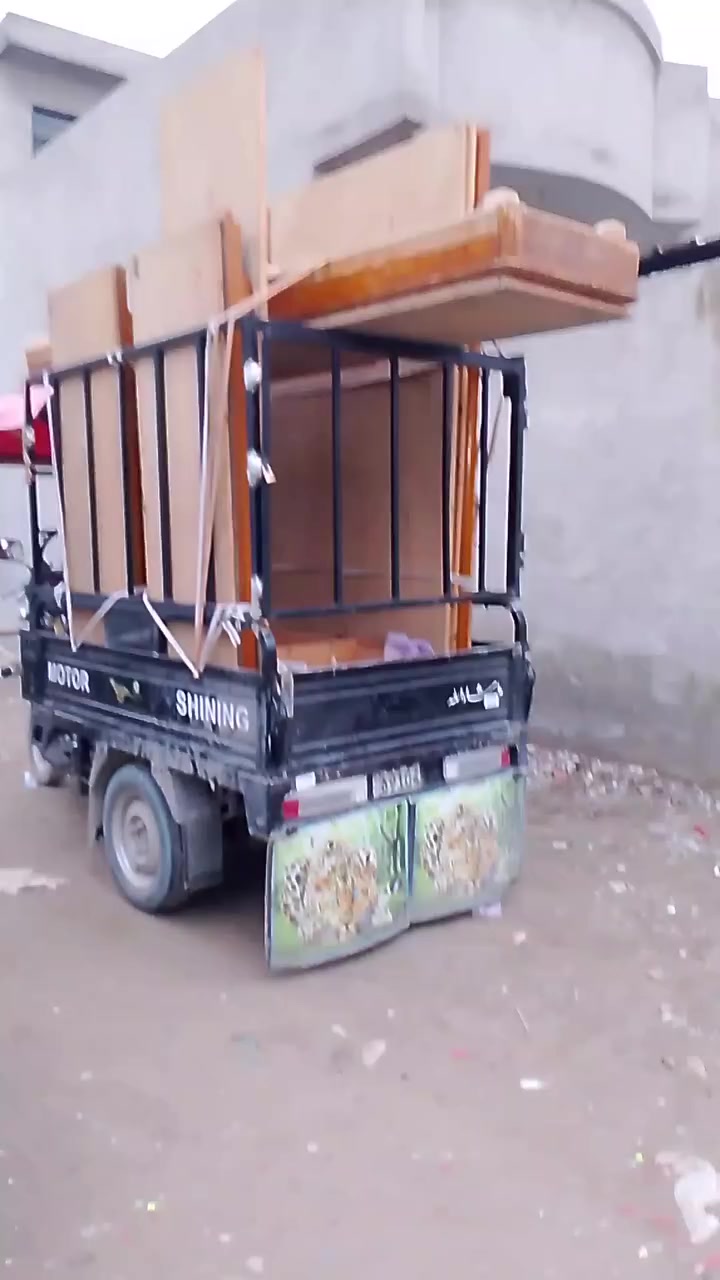 علي ابو الستوته للاجرة ونقل البضايع داخل الموصل ايمن و ايسر يوجد نقل الاثاث بكل دقة استفسار على الارقام؟
*********** بي واتساب 📞
*********** الي يحتاج توصيل اني اشتغل توصيل داخل موصل ايمن وايسر
