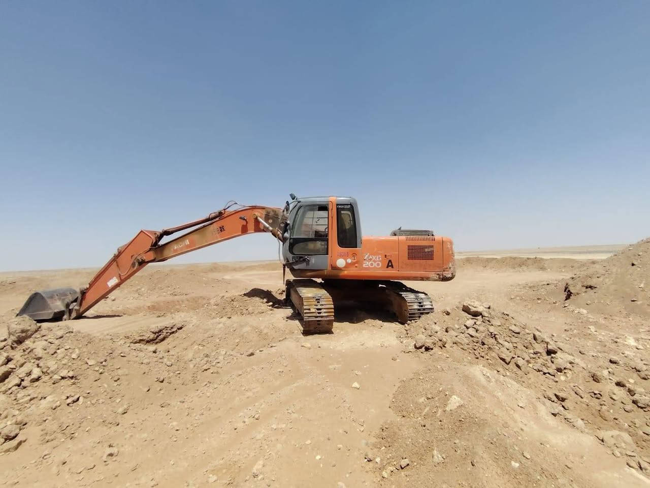 سلام عليكم حفاره للبيع زت
مديل 2005  سعر 220 للستفسار ***********
