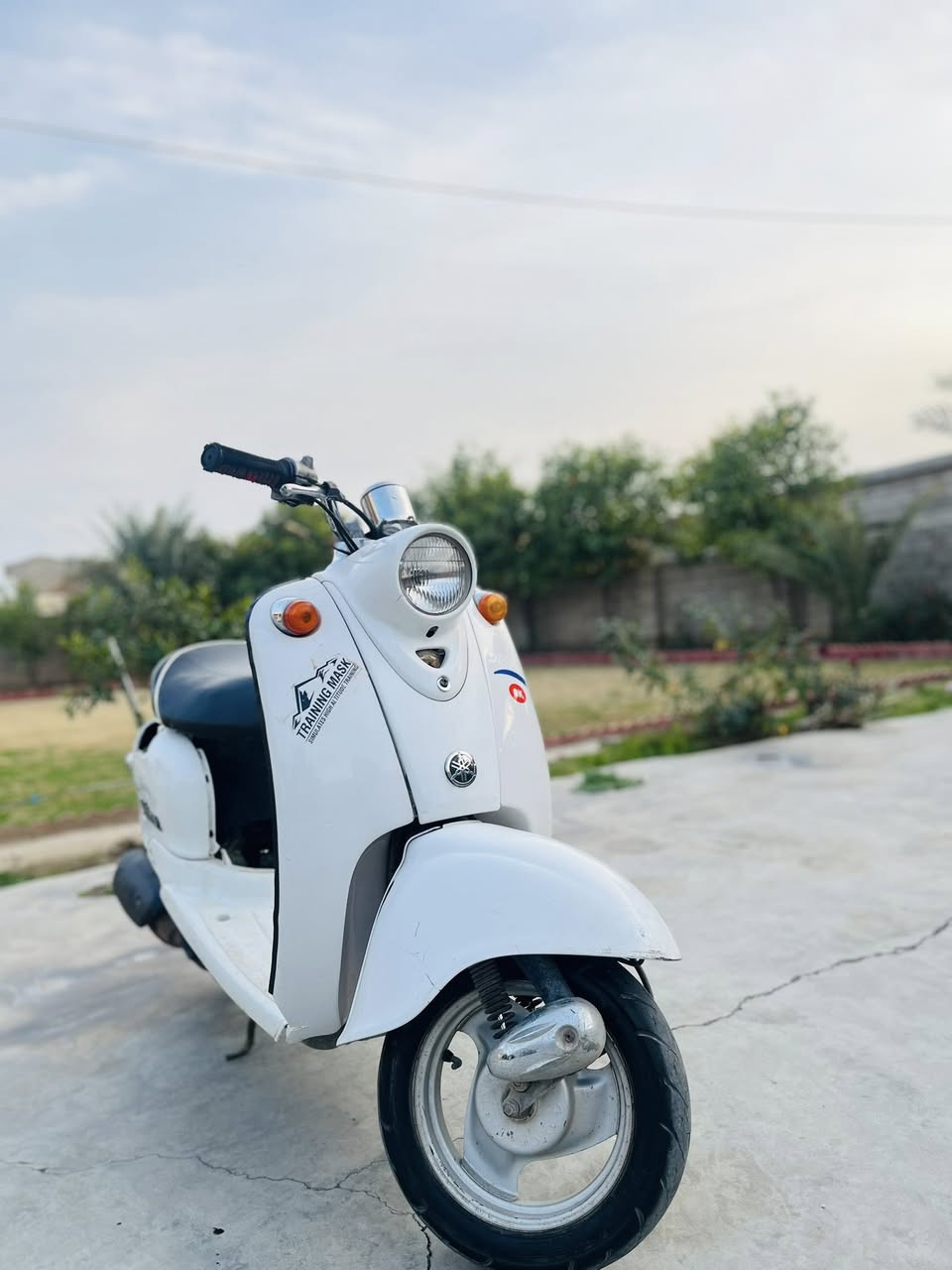 السلام عليكم 
للبيع ماطور عبدالحليم رمبه سرعه 60 
كفرات الشركه
شغال سلف و هندر  
شغال كامل ما بيه نقص 
سعر 420 الف وبي مجال 
مكاني العلم 
***********
