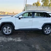 للبيع..او....مراوس هايلوكس حديث فقط راف فور هايبرد وارد أمريكي فول موا...