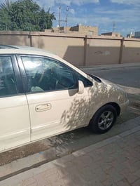 سياره للبيع هونداي تراجيت ٢٠٠٧ رقم انكليزي بغداد باسمي تحويل ثاني يوم ...